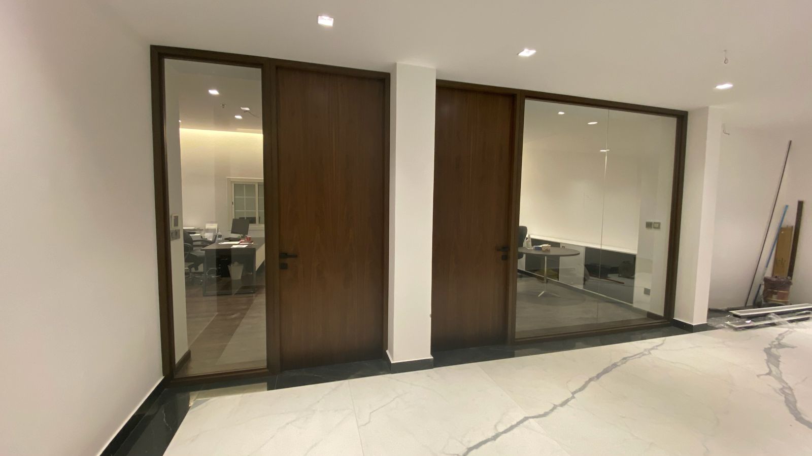 Doors 19