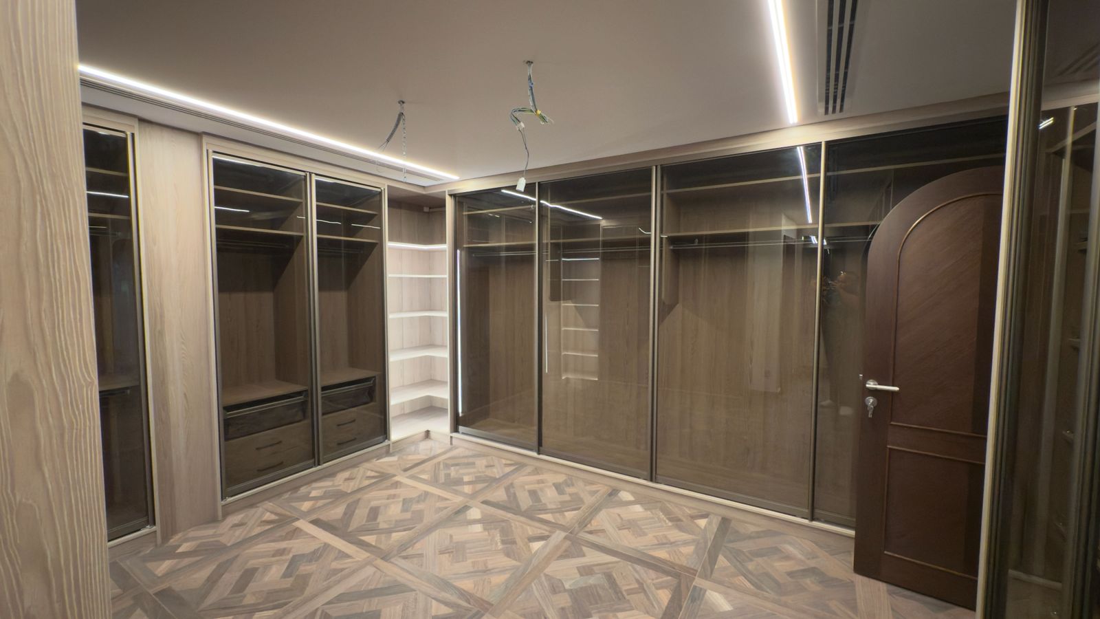 Wardrobes 9